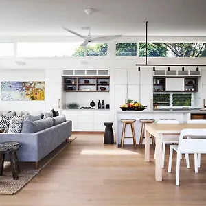 ayindi.hotelsbyronbayaustralia.com/