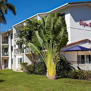 clifton-sands-holiday-units.cairnshotels4all.com/